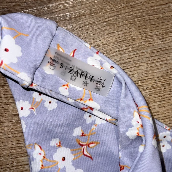 Zaful Triangle Frill Cheeky Bikini Set - Purple w/ White Flowers, Small - Picture 4 of 4